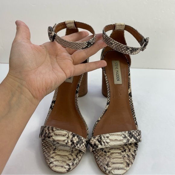 Steve Madden Sara Column‎ Sandal - Picture 7 of 15